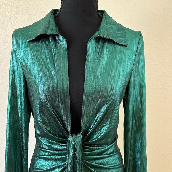Women’s Long Sleeves Open Front Metallic Green Mini Dress Size M NWT - Picture 3 of 8